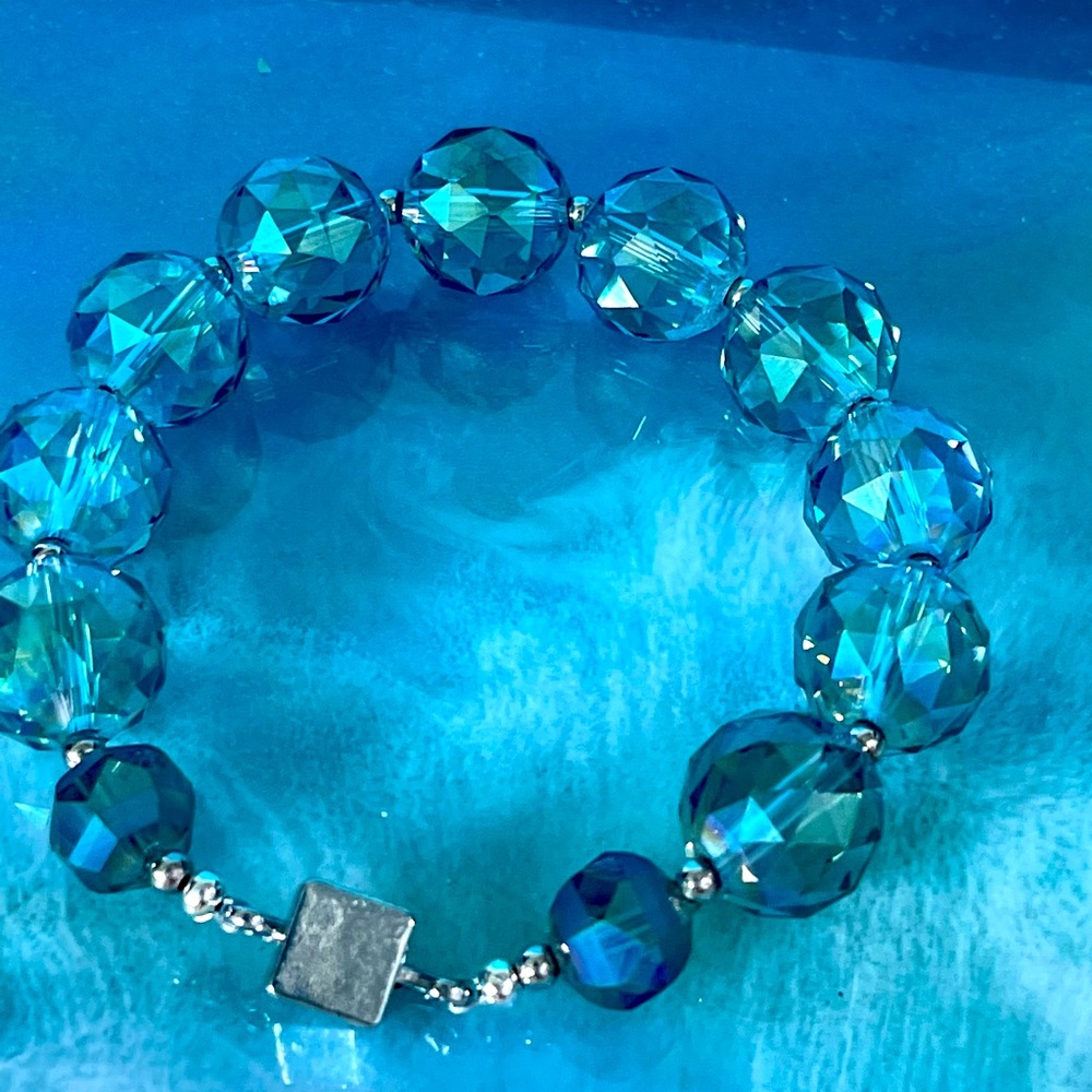 Bracelet - Picture 2 of 4